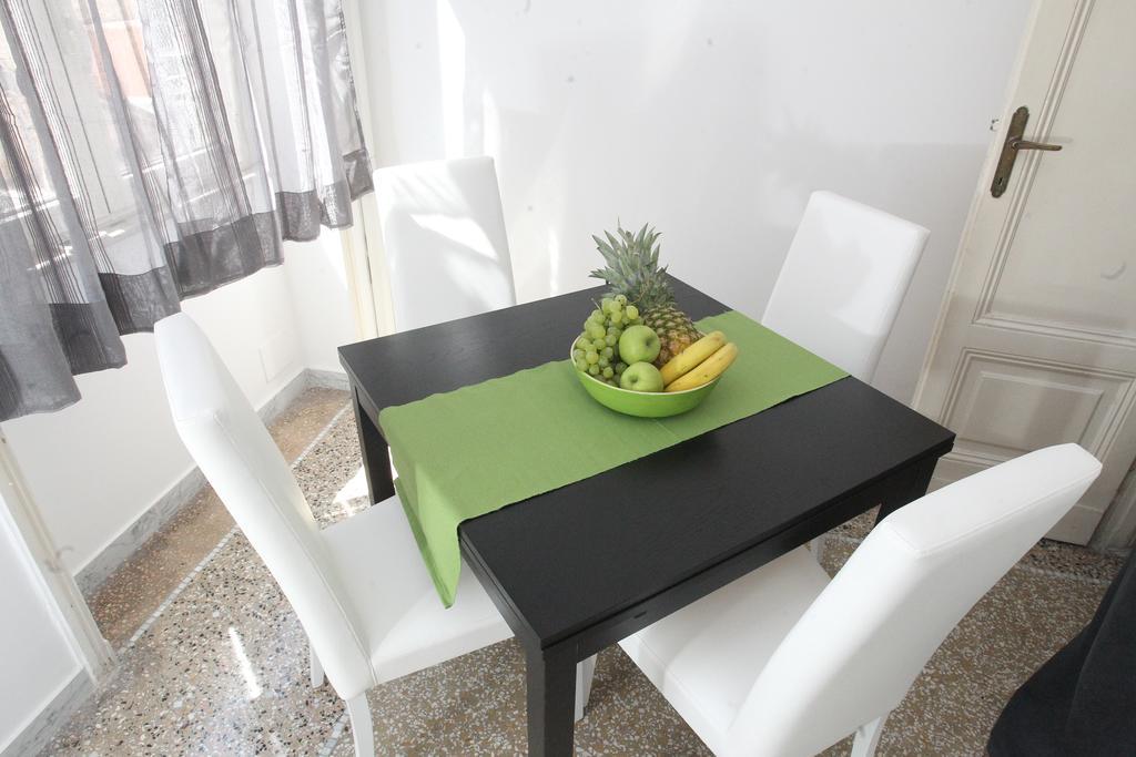 Apartment Via Del Corso Rome